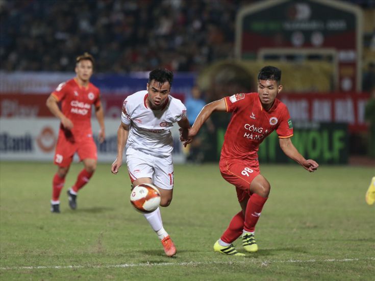Giap Tuan Duong (right) grew up from the Hanoi Police Department. Photo: Thu Nga