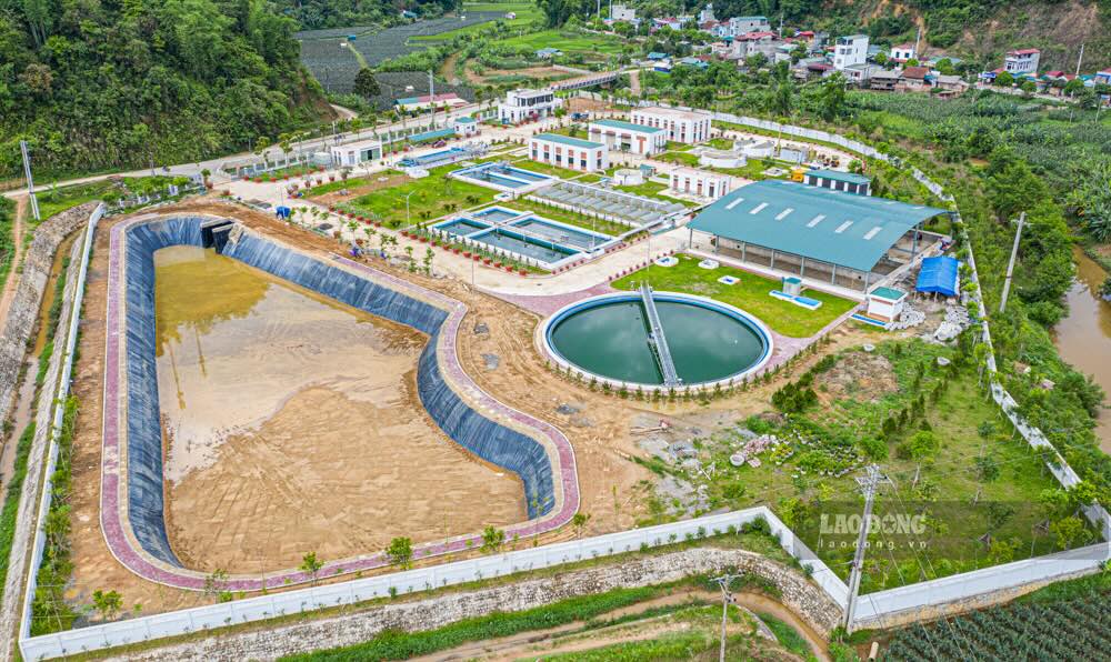 Du an gom nhieu hang muc quan trong, trong do noi bat la nha may xu ly nuoc thai co cong suat 6.857m³/ngay-dem, ung dung cong nghe xu ly sinh hoc hien dai. Nuoc thai sau xu ly dat cot A theo QCVN 40:2011/BTNMT. Anh: Truong Son 