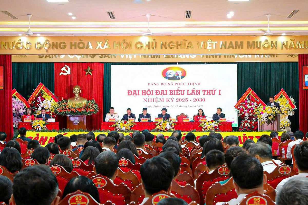 Quang canh Dai hoi.
