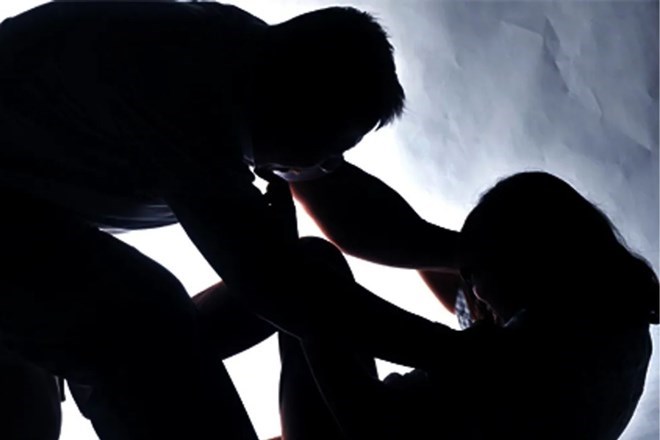 Nhon Trach Commune Police, Dong Nai arrested the subject who used a knife to neck a 12-year-old girl to have sex. Illustrative image