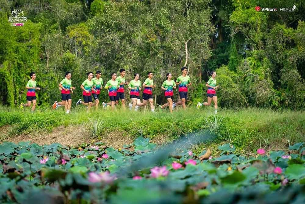 VPBank Dat Sen Hong Music Marathon Runway 2025. Photo: Nexus