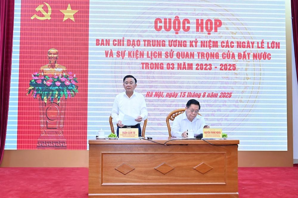 Uy vien Bo Chinh tri, Thuong truc Ban Bi thu Tran Cam Tu phat bieu chi dao tai cuoc hop. Anh: Kim Thanh