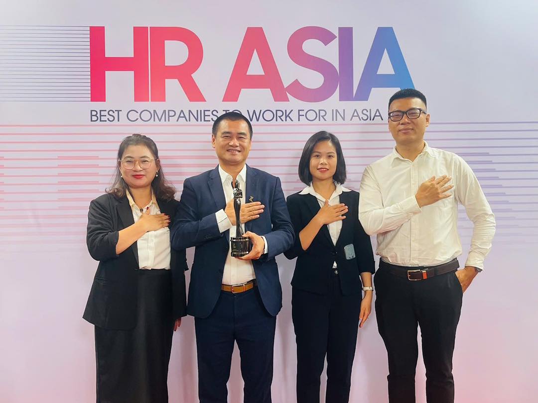 He thong cua LuxGroup hang nam phuc vu hon 100.000 luot khach quoc te cao cap, gianh hon 30 giai thuong danh gia nhu: World Travel Awards, World Cruise Awards, Travelife Certified, T&L Luxury Awards, WSHTA va nay la HR Asia 2025. Anh: LuxGroup
