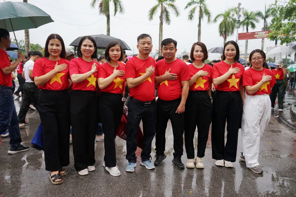Cac can bo Cong doan tinh Thanh Hoa tham du chuong trinh. Anh: Quach Du