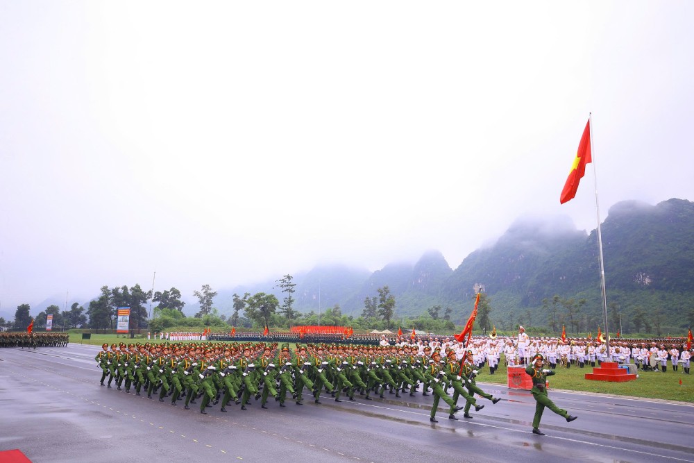 Khoi dieu binh cua luc luong Cong an nhan dan. Anh: Tran Vuong