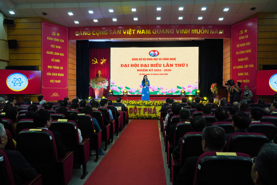 Dai hoi dai bieu Dang bo Bo Khoa hoc va Cong nghe lan thu I, nhiem ky 2025-2030 duoc khai mac trong chieu 16.8. Anh: Hao Thien