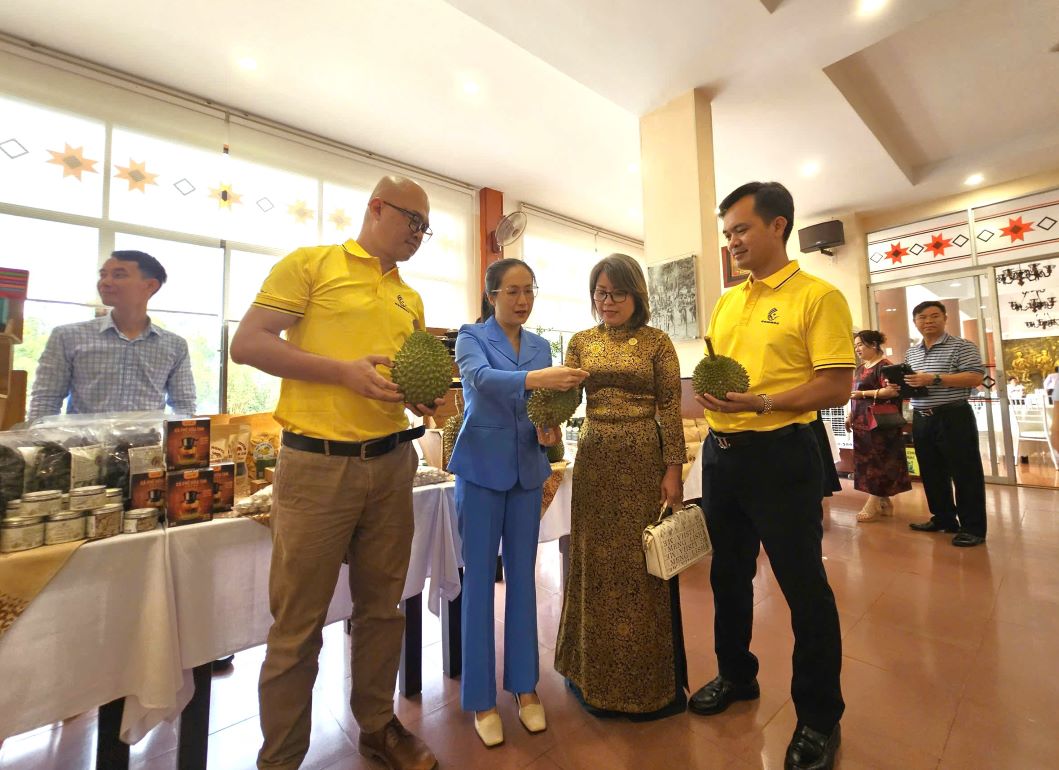 Sau rieng Dak Lak co nhieu loi the song dang gap kho ve khau quan ly chat luong. Anh: Thanh Quynh