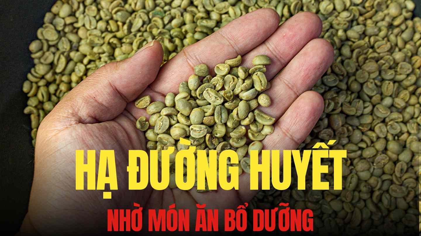 Green bean porridge combined with lotus seeds and less brown rice helps lower blood sugar. Graphics: Tra My