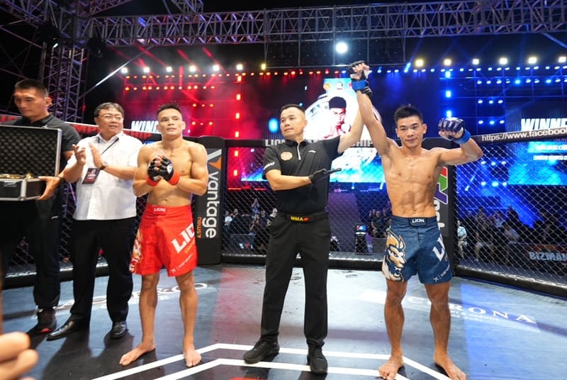 Tran Ngoc Luong won the men's 60kg weightlifting belt at the 2025 MMA Lion Championship - LC 25. Photo: VMMAF