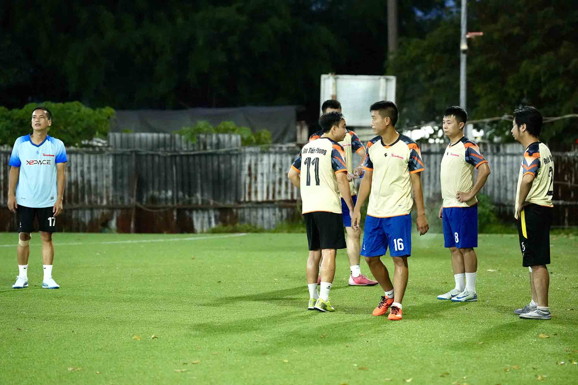 Voi Doi bong Bao Tien phong, ho duoc bo sung nhieu nhan to moi tai giai dau tranh Cup Doc lap nam nay, xuat sac gianh ve vao ban ket voi tu cach la doi bong nhat bang B. 