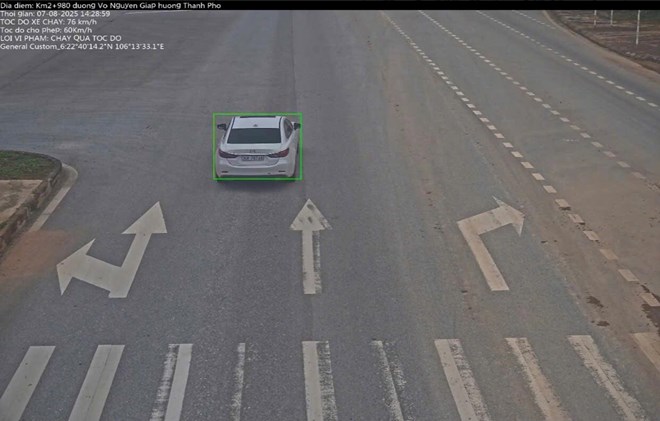 Vehiculo multado por conducir a exceso de velocidad. Foto: Policia de Cao Bang