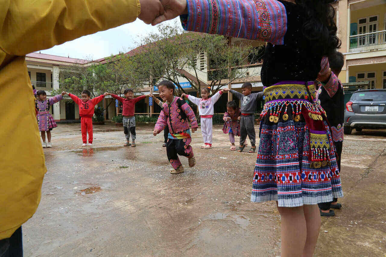 Anh: Binh Khang