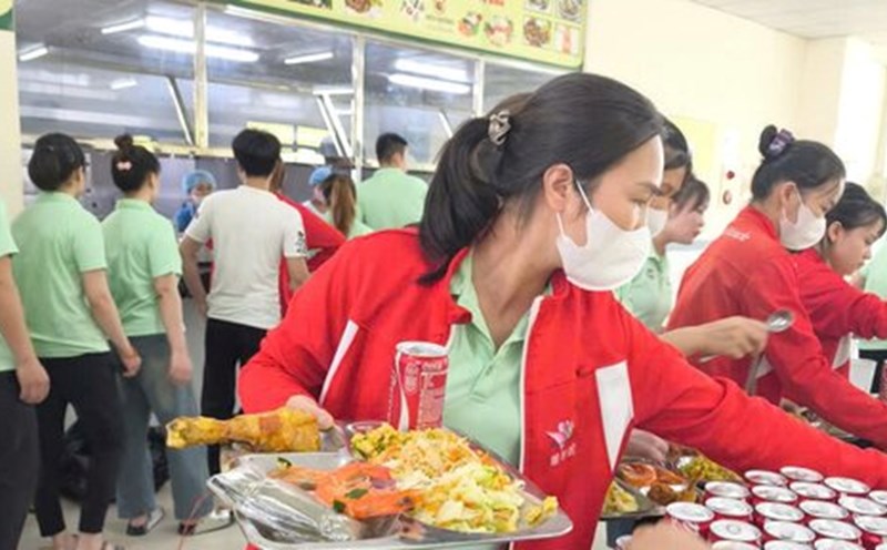 Lee Hing Vietnam Textile Co., Ltd. (Hung Yen province) organizes a Union meal for workers. Photo: Lee Hing Vietnam Textile Co., Ltd