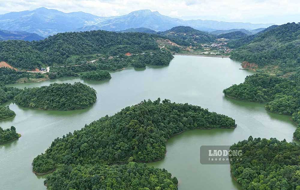 Nam Ngam -su Nhi reservoir, in Pu Nhi commune, Dien Bien province. Photo: Quang Dat