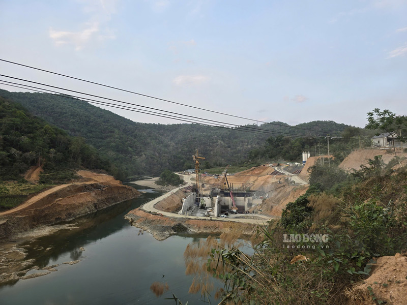Thuong Ha Hydropower Plant is under urgent construction. Photo: Tan Van