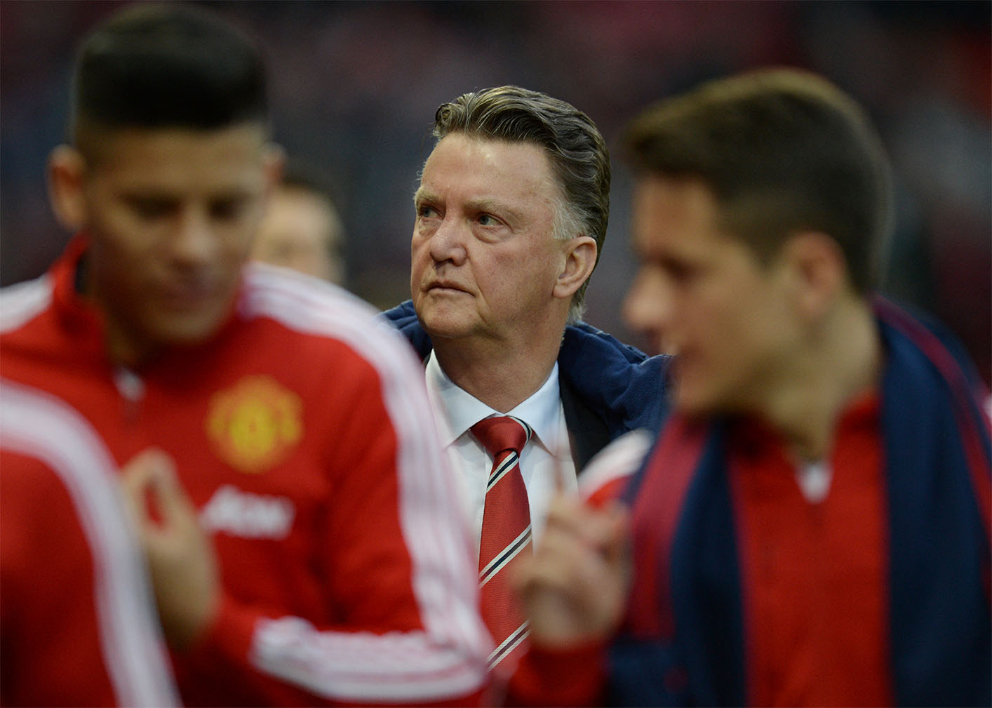 Cuando Louis Van Gaal llego el Man United tambien tenia el balon limpio en la arena europea. Foto: AFP