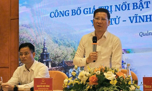 Lãnh đạo Sở VHTT&DL tỉnh Quảng Ninh thông tin quá trình lập hồ sơ báo cáo Chính phủ trình UNESCO công nhận là Di sản văn hóa thế giới. Ảnh: Đoàn Hưng
