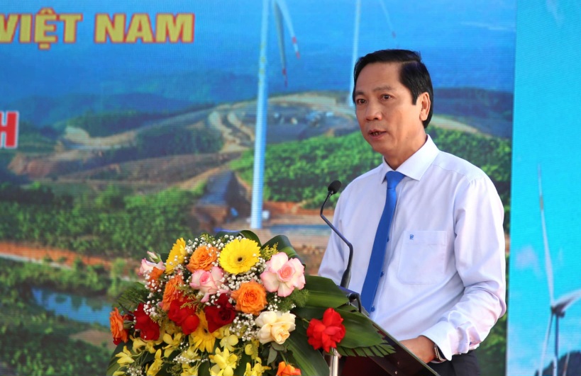 Ong Hoang Nam - Pho Chu tich Thuong truc UBND tinh Quang Tri phat bieu tai le khanh thanh. Anh: Hung Tho