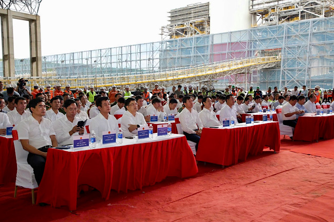 Dai bieu tham du buoi le. Anh: Cong Sang