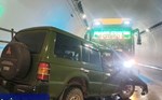 Xe khách va chạm xe con trong hầm Đèo Ngang, 2 người tử vong