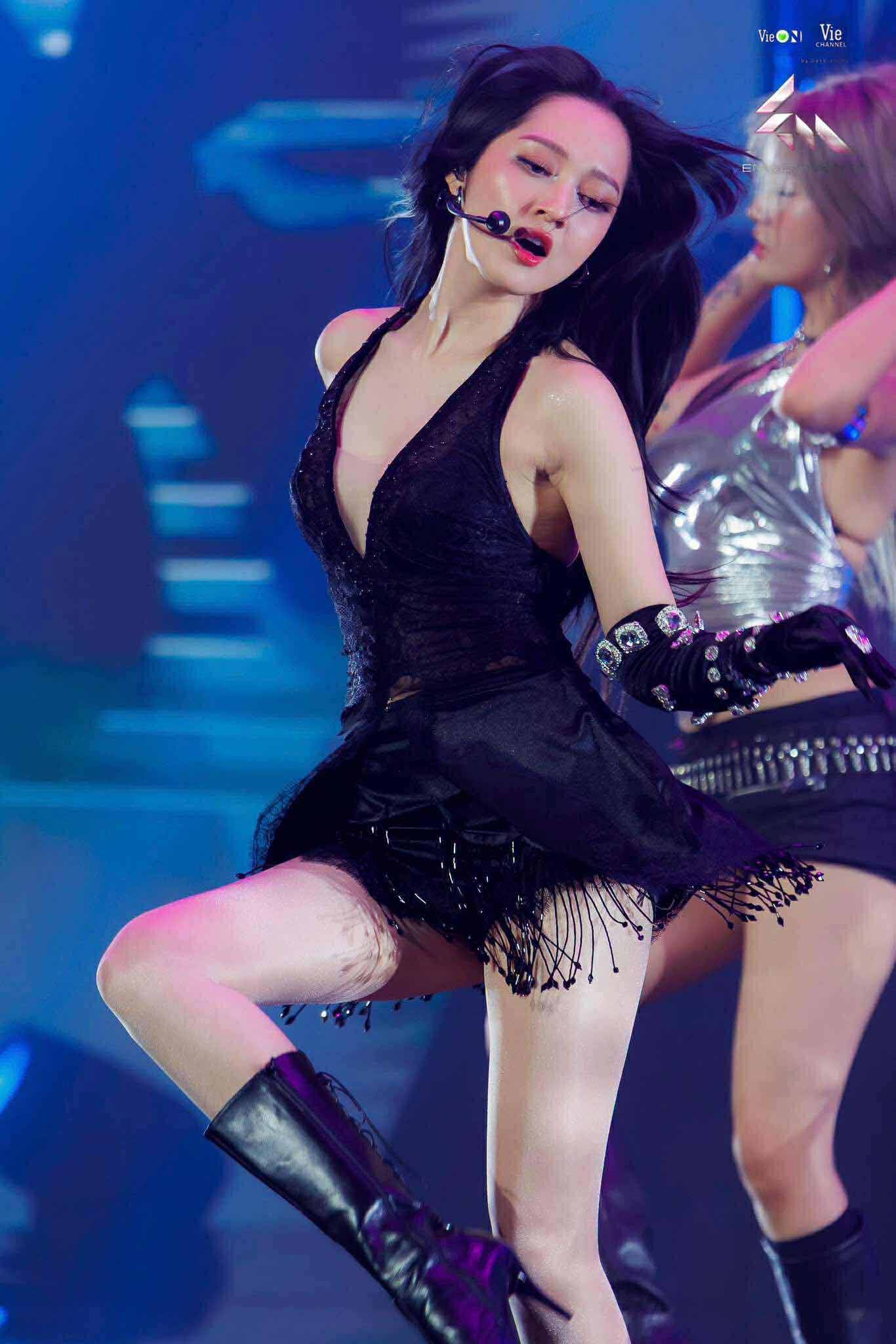“Co ay khong yeu anh” danh dau su tro lai manh me cua “em xinh” Bao Anh. Anh: Nha san xuat. 