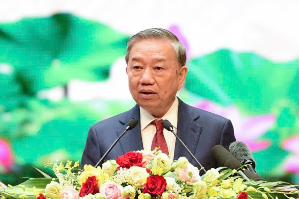 Tong Bi thu To Lam nhan manh bai hoc ve su doan ket tai Hoi nghi gap mat. Anh: Tran Thuong