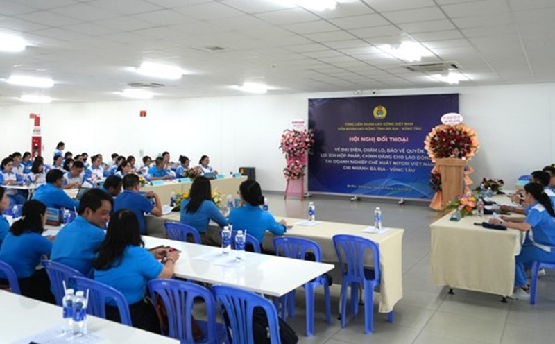 A dialogue at the reason factory (Phu My 3 Industrial Park) was held recently, where there was a need to recruit 300 more female workers. Illustrative photo: Thanh An