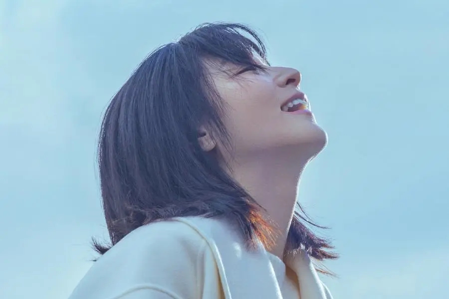 Lee Young Ae tái xuất làm bà nội trợ