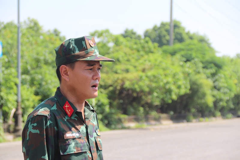 Major Nguyen Duc Toan, Captain of the Cyber Warfare Bloc, took on the A80 mission when his wife had just given birth. Photo: Nguyen Linh