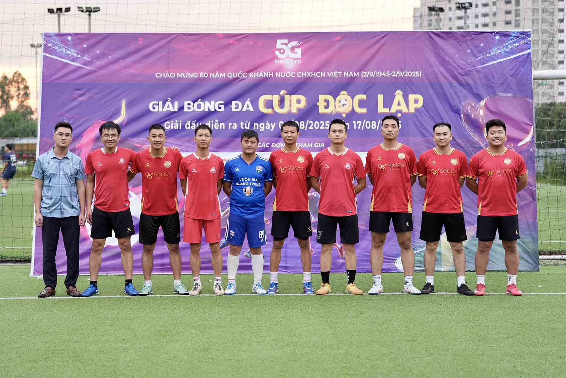 Khep lai hanh trinh 5 tran dau dang nho cua doi bong Bao Lao Dong tai Cup Doc Lap. Day la tran Chung ket thu 2 trong 3 thang ma ho du. Nhung Tuan Anh, Tung Giang, Tat Thao, Duc Thien, Van Duc (thu mon), Le Vinh, Van Duc (hau ve), Viet Thang, Thai Hoang ngay cang gan bo va hieu nhau nhieu hon.