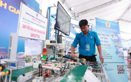 Tạo đột phá trong chuyển đổi số, thúc đẩy sáng tạo hoạt động công đoàn