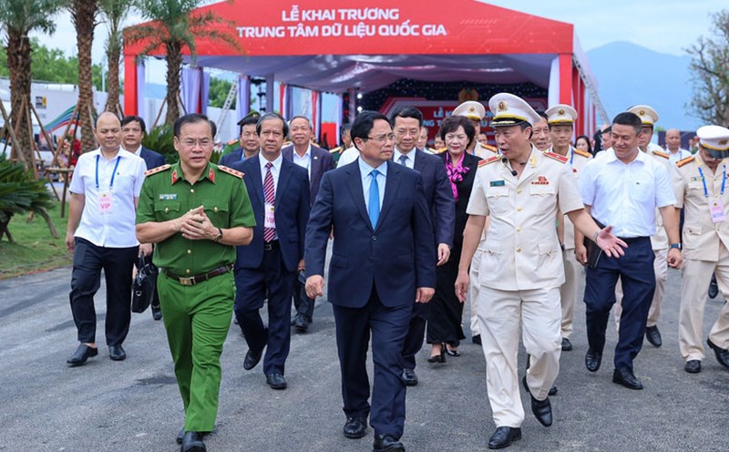 Politburo member and Prime Minister Pham Minh Chinh attended the opening ceremony of National Data Center No. 1. Photo: VGP