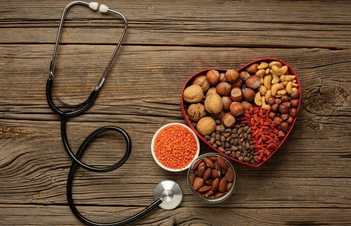 The role of diet in reducing high cholesterol levels. Photo: Thuy Duong