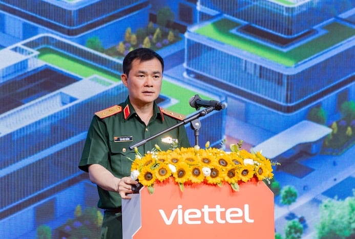 Trung tuong Tao Duc Thang - Chu tich kiem Tong giam doc Tap doan Viettel phat bieu tai su kien. Anh: Chi Hieu 