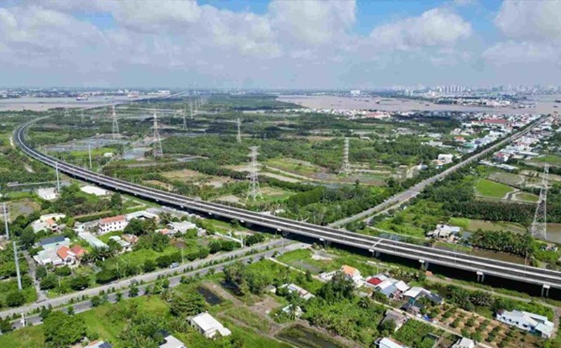 Ho Chi Minh City will build an intersection connecting Rung Sac Road with Ben Luc - Long Thanh Expressway. Photo: Anh Tu
