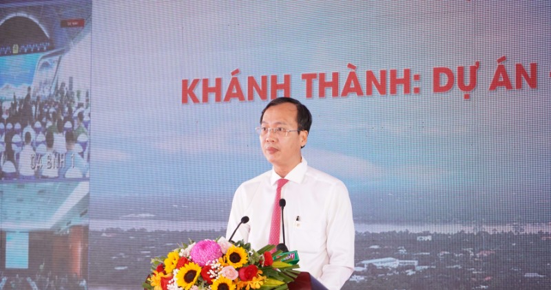 Ong Tran Tri Quang - Chu tich UBND tinh Dong Thap phat bieu tai le khanh thanh cau Rach Mieu 2. Anh: Hoang Loc
