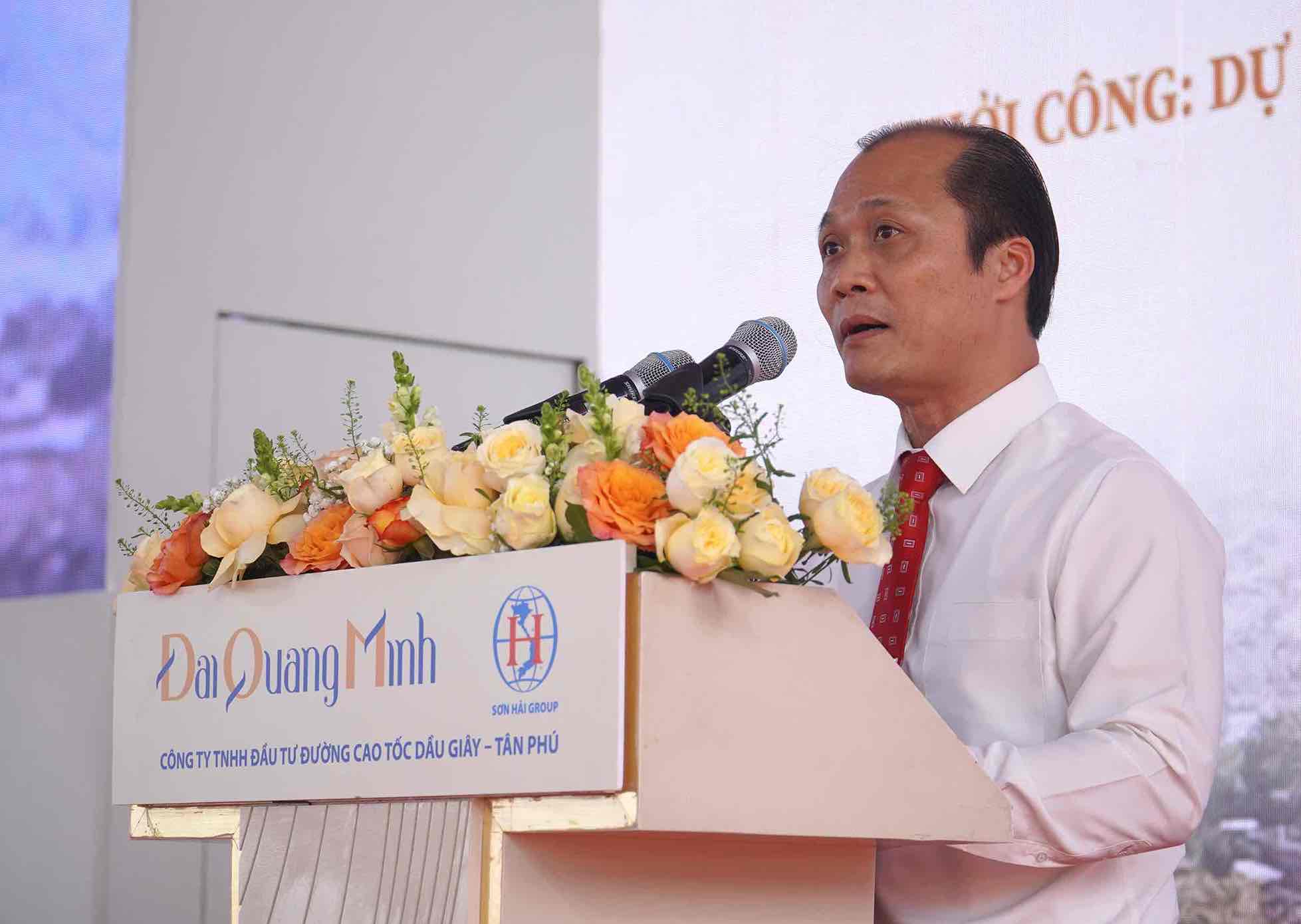 Dai dien UBND tinh Dong Nai phat bieu. Anh: HAC