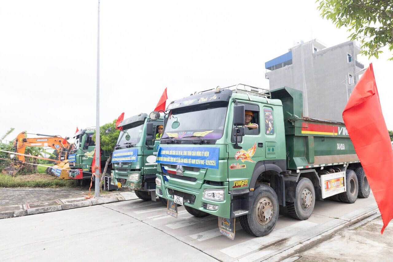 Many key transportation and cultural projects are being implemented in the western area of Hai Phong. Photo: Mai Huong