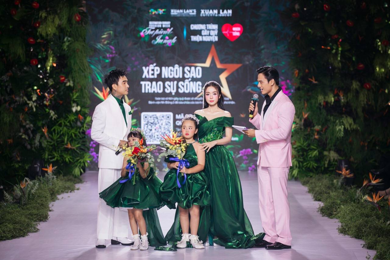 Gia dinh Dat G va Cindy Lu. Anh: Nghe si cung cap.