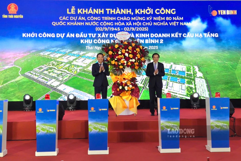 Le khanh thanh, khoi cong du an KCN Yen Binh II. Anh: Dang Vu.