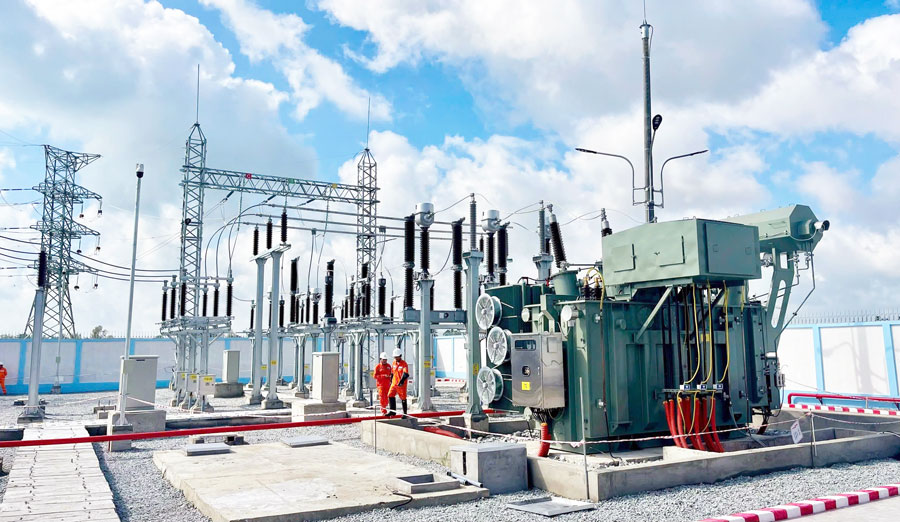 Tram bien ap 110kV KCN Hoa Binh va duong day dau noi dang van hanh, cap dien cho xa An Hoi va khu vuc lan can cua tinh An Giang. Anh: EVNSPC