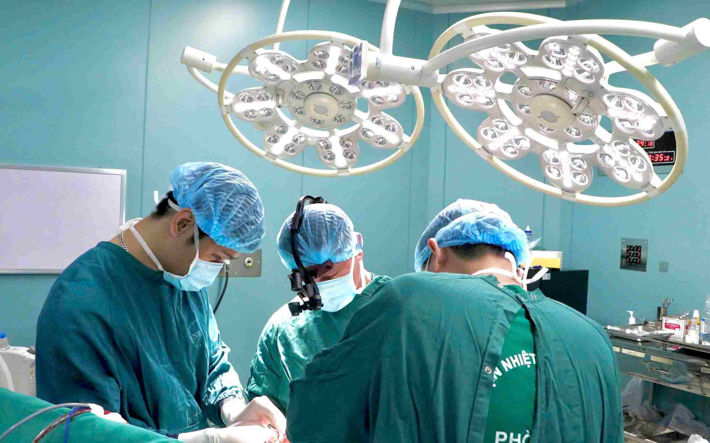 뇌 속 '시한폭탄'으로 환자의 생명을 되찾다. 사진: Thanh Dang