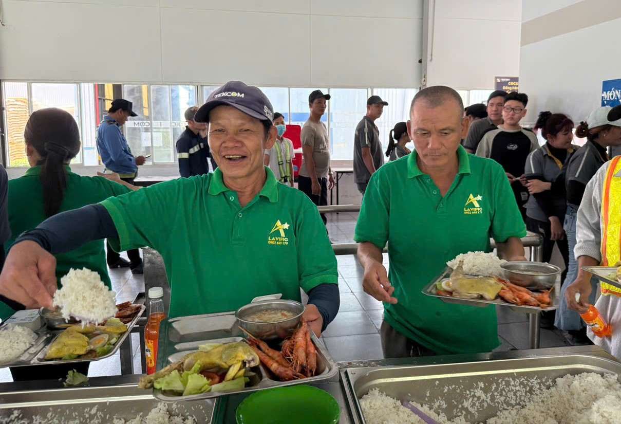 TEKCOM 주식회사 노동조합 점심 식사. 사진: 노동조합 제공