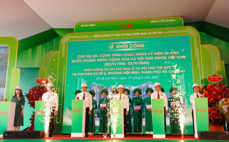 The groundbreaking ceremony of HUD's social housing project in Ho Chi Minh City. Photo: Thai Bao