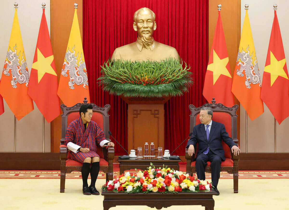 Cuoc tiep dien ra trong khuon kho chuyen tham cap nha nuoc toi Viet Nam cua Quoc vuong Bhutan Jigme Khesar Namgyel Wangchuck va Hoang hau. Anh: Hai Nguyen 