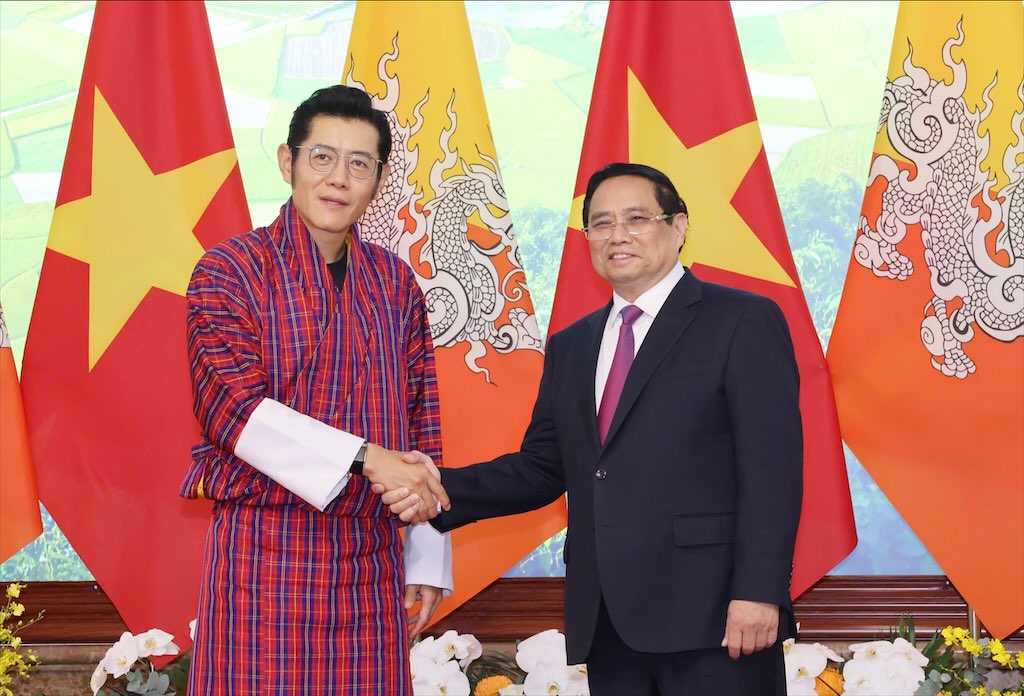 Politburo member and Prime Minister Pham Minh Chinh met with King Bhutan Jigme Khesar Namgyel Wangchuck. Photo: Hai Nguyen