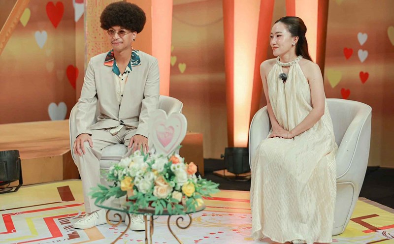 The young man fell in love with a single mother after a period of knowing each other. Photo: MCV