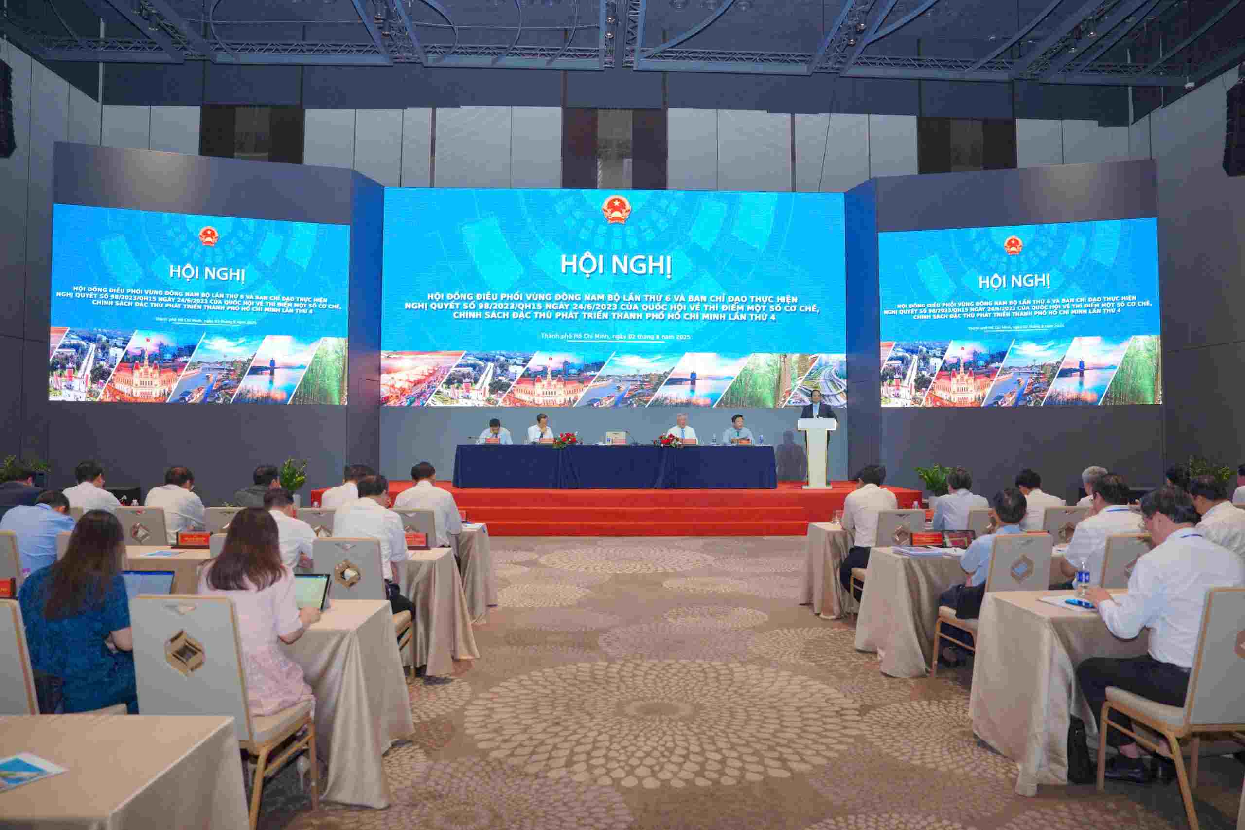 Thu tuong Chinh phu Pham Minh Chinh phat bieu tai hoi nghi.  Anh: Minh Quan