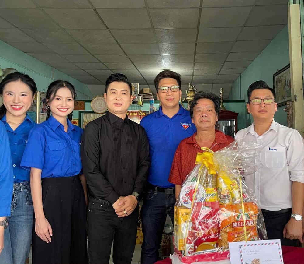 미스 Nguyen Thanh Ha는 왕관을 쓴 지 2년 후 자선 활동에 적극적으로 참여하고 있습니다. 사진: 제공된 인물