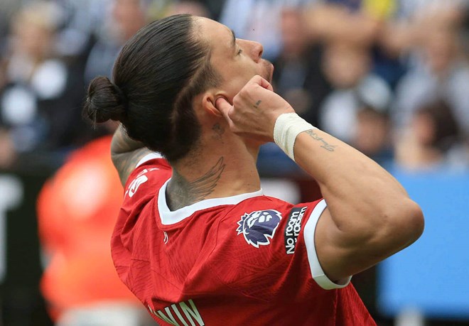 Darwin Nunez will find it difficult to compete for a starting position at Liverpool. Photo: AFP